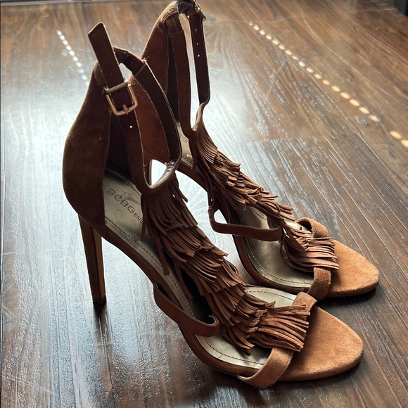 BCBGeneration Tan Leather Fringe Heeled Sandals Size 10 - Picture 1 of 13